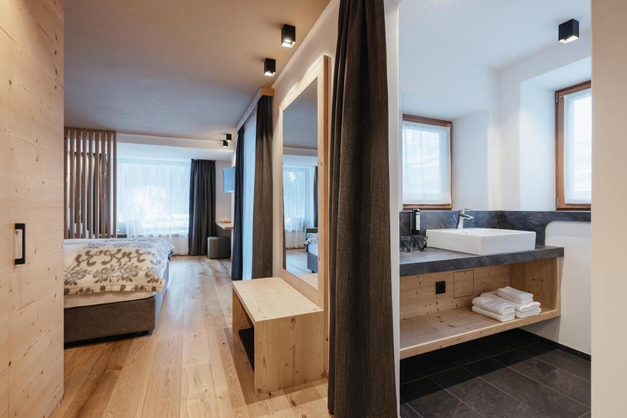 Berghotel Sanvi San Martino in Badia Εξωτερικό φωτογραφία