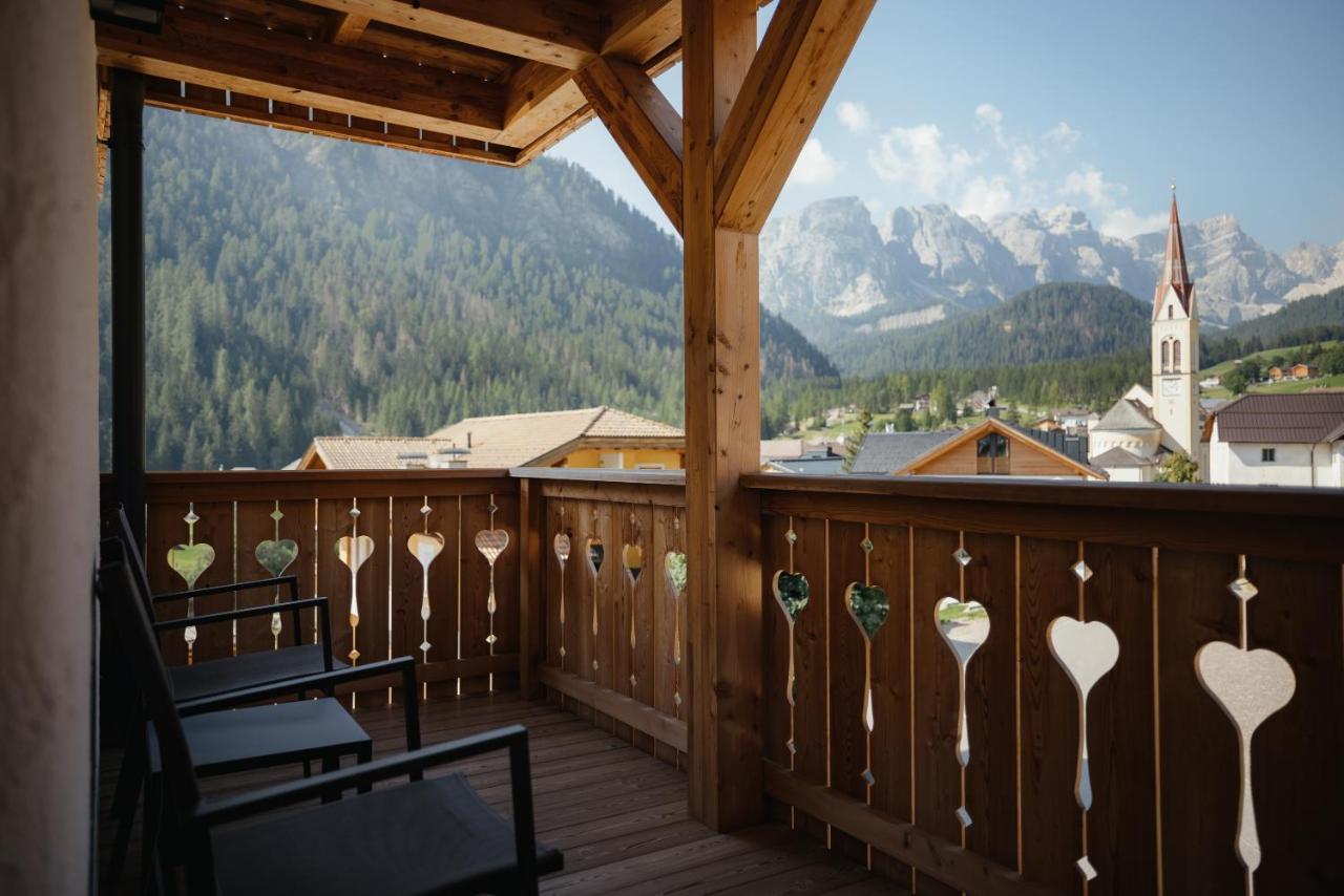 Berghotel Sanvi San Martino in Badia Εξωτερικό φωτογραφία