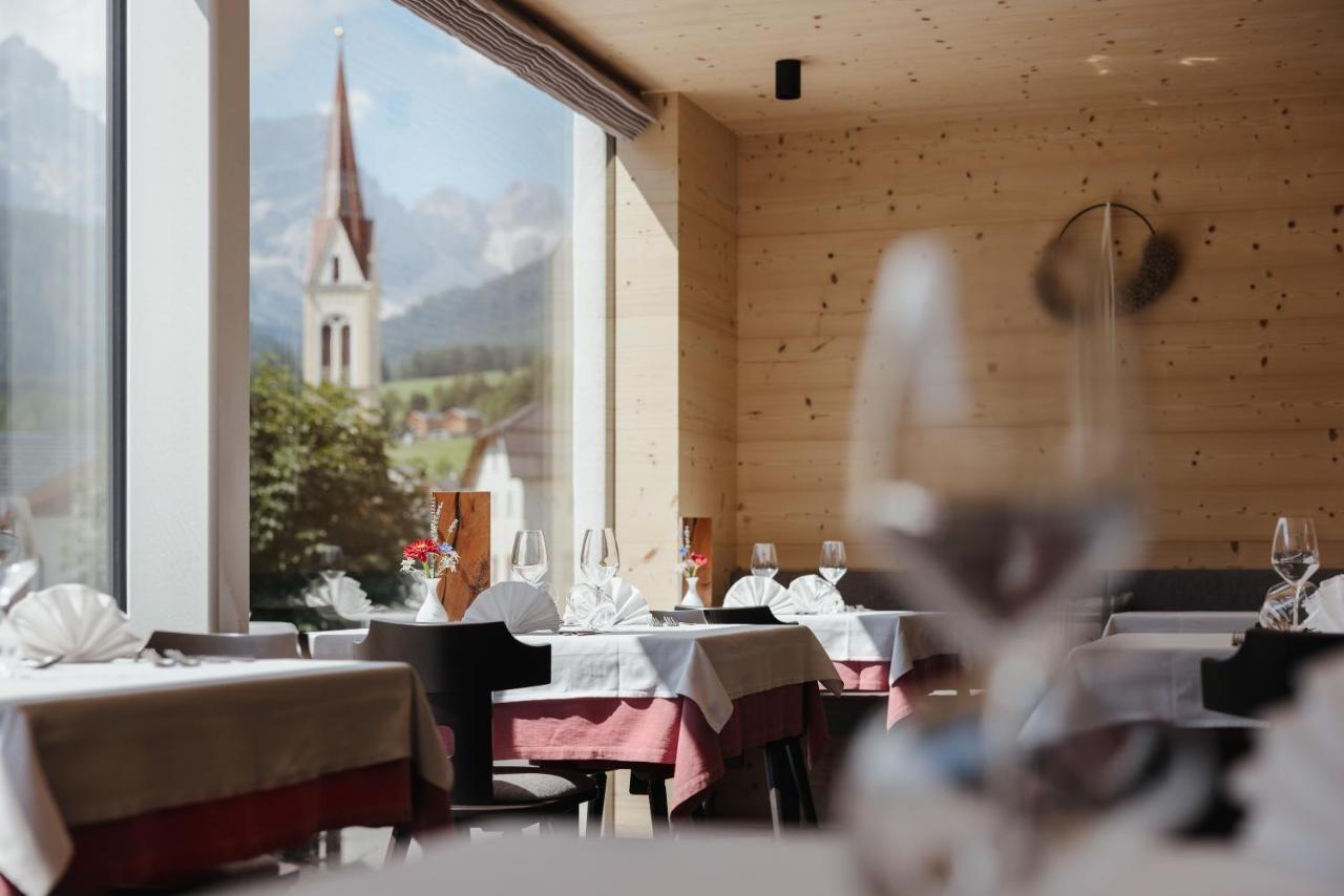 Berghotel Sanvi San Martino in Badia Εξωτερικό φωτογραφία