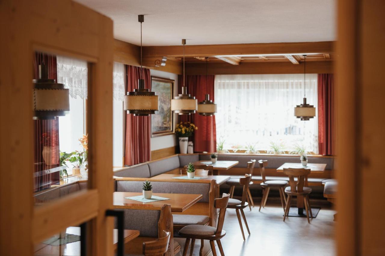 Berghotel Sanvi San Martino in Badia Εξωτερικό φωτογραφία